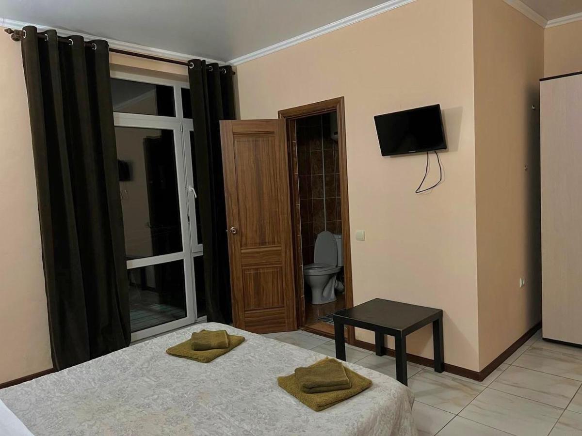 Hotel Askar Alakhadzi Exterior photo